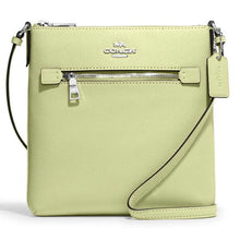 画像をギャラリービューアに読み込む, Coach Rowan Medium Signature Leather File Bag