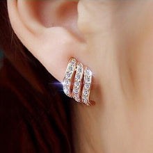 画像をギャラリービューアに読み込む, Rose Gold Diamond-studded Personality Stud Earrings