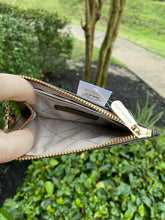 Load image into Gallery viewer, Michael Kors Jet Set Travel Coin,Card Holder Wallet