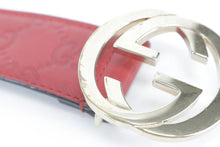 画像をギャラリービューアに読み込む, Gucci ssima Belt Red Embossed Leather