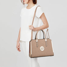 Load image into Gallery viewer, 17