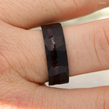 画像をギャラリービューアに読み込む, Men Tungsten Wedding Band, Crushed Black Fire Opal
