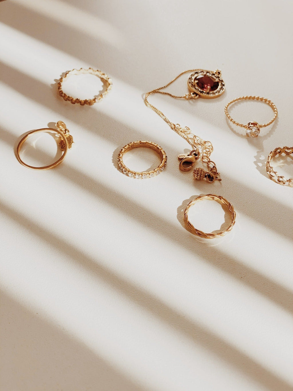 Jewelry, Hats & Accessories - slvhasitall