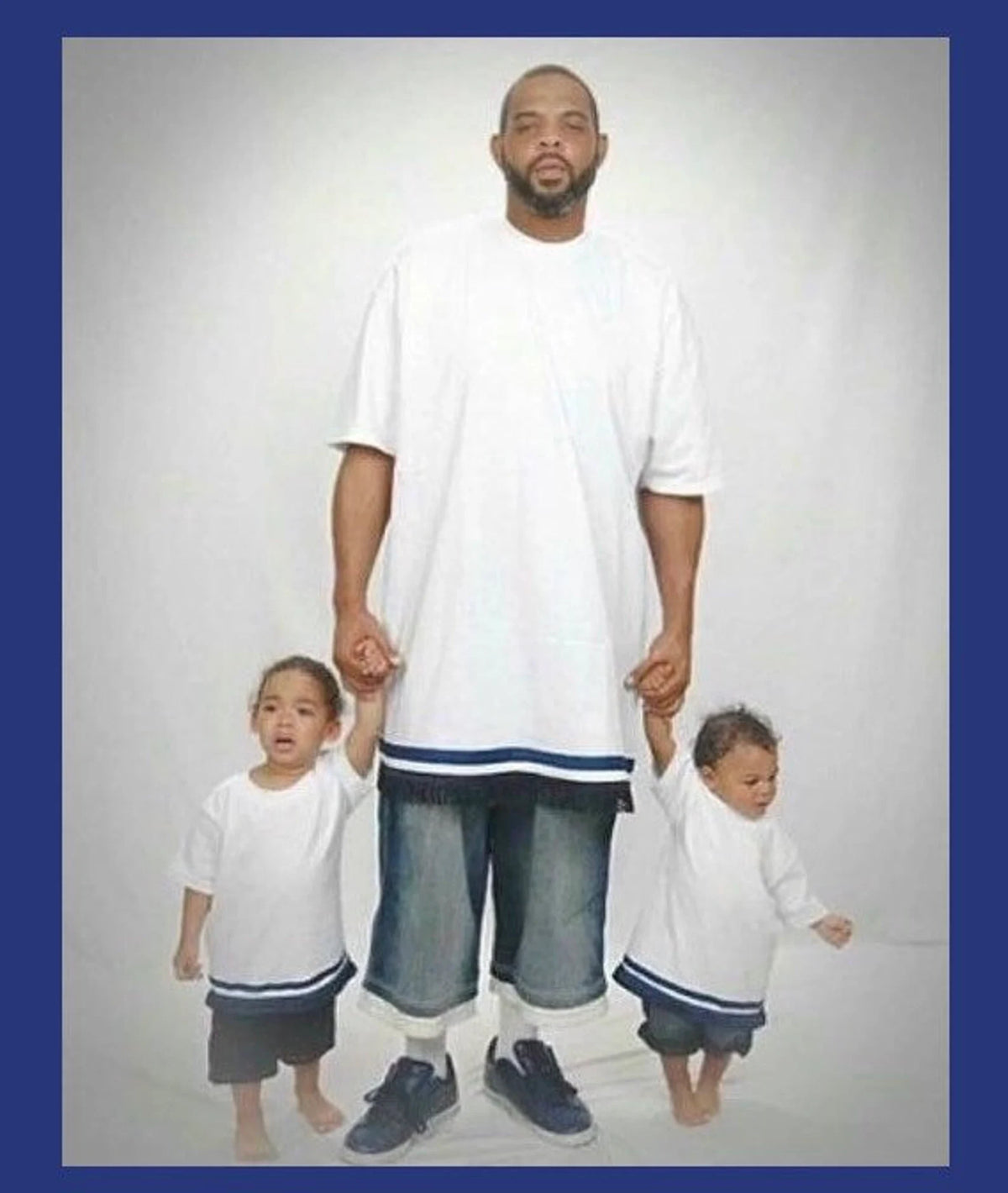 Mens fringed t-shirt with wide blue border