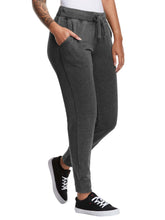 画像をギャラリービューアに読み込む, Women&#39;s Comfortable Champion Jogger Sweatpants (w/ Mineral Wash)
