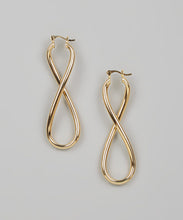 画像をギャラリービューアに読み込む, ﻿Peermont 18K Gold plated Infinity Hoop Earrings
