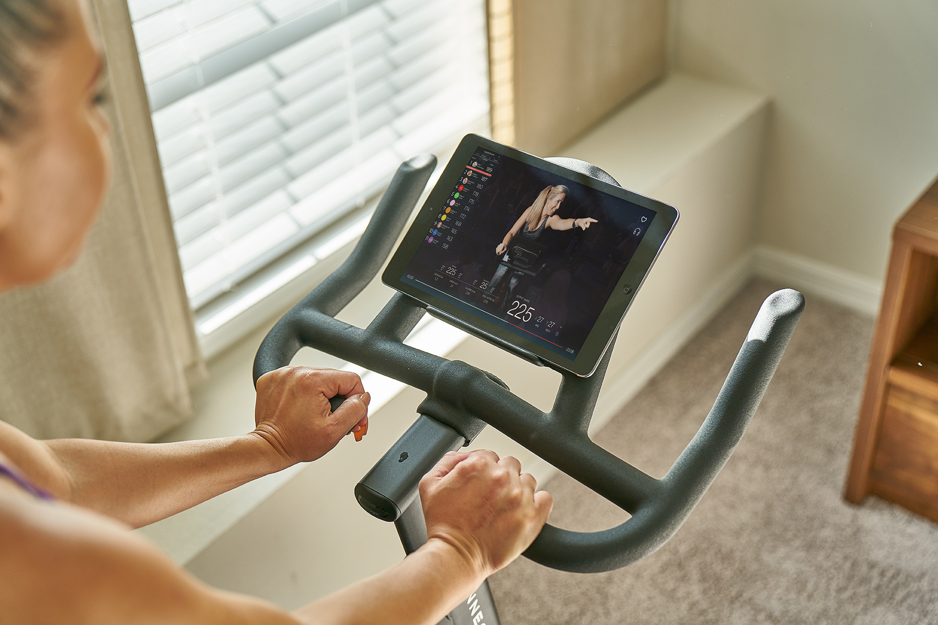 Echelon Connect Sport Indoor Cycling Exercise Bike with 30 Day Free Membership