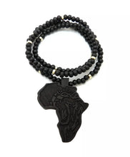 画像をギャラリービューアに読み込む, Humbly “Black Lion” • Beaded Necklace
