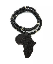 画像をギャラリービューアに読み込む, Humbly “Black Lion” • Beaded Necklace
