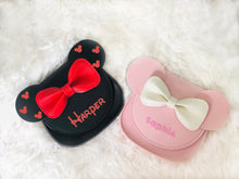 画像をギャラリービューアに読み込む, Personalized Mouse Cross-body Purse
