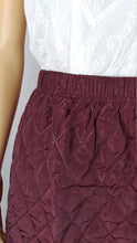 画像をギャラリービューアに読み込む, Quilted Burgundy Midi Skirt with Matching Fringes
